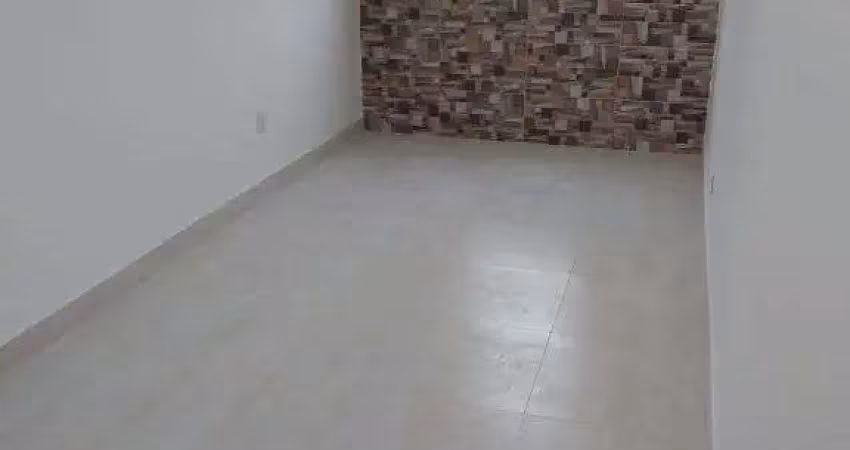 APARTAMENTO REFORMADO /02 DORM / 01 SALA/COZINHA/BANHEIRO / QUITADO COM ESCRITURA