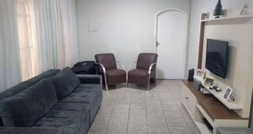 casa terrea com 3 dormitorios, 2 vagas de garagem-Curuca