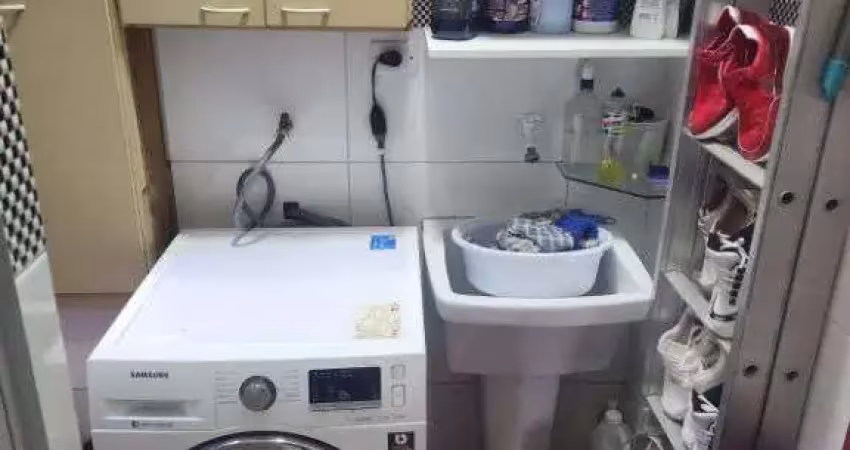 Casa com 2 quartos à venda na Rua Doutor José Cioffi, 241, Cidade São Mateus, São Paulo