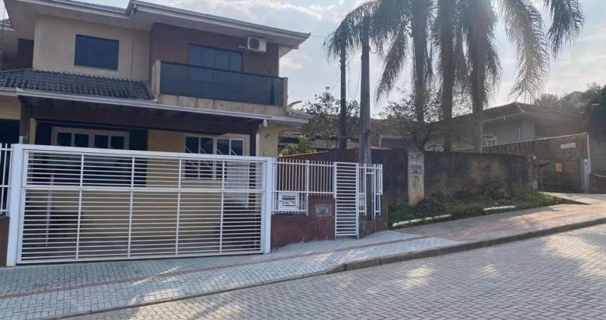 APARTAMENTO no BOEHMERWALD com 2 quartos para LOCAÇÃO, 130 m²