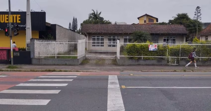 CASA no SAGUAÇÚ com 0 quartos para VENDA/LOCAÇÃO, 320 m²