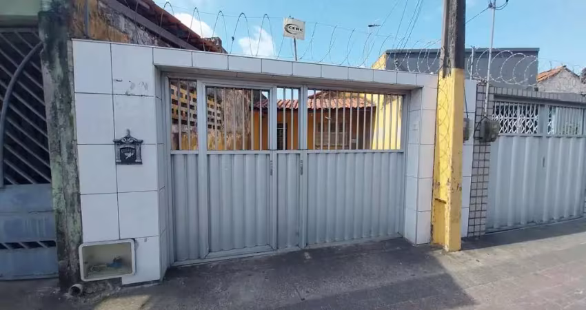 (ca8208) casa com terreno de 240m² na av. bezerra de menezes