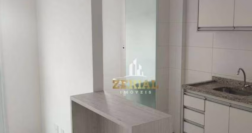 Apartamento com 2 dormitórios à venda, 47 m² por R$ 270.000,00 - Vila Sacadura Cabral - Santo André/SP