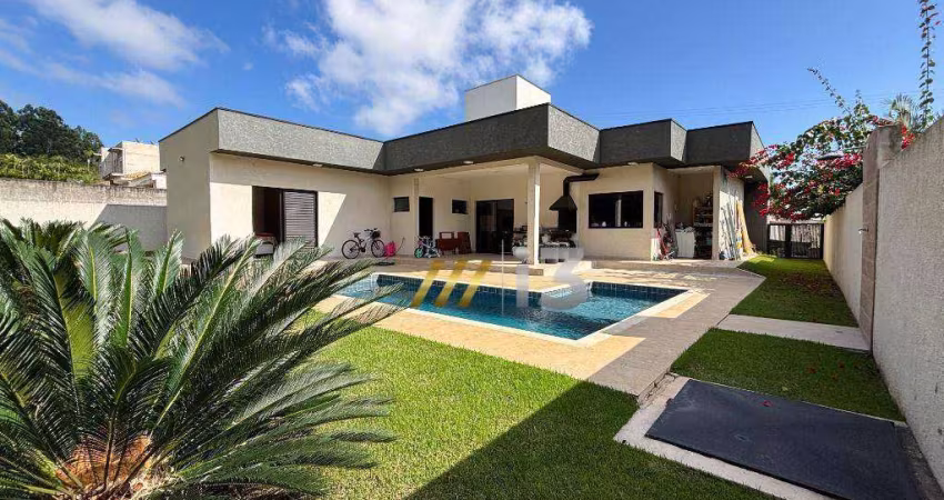 Casa com 3 dormitórios à venda, 190 m² por R$ 1.690.000,00 - Condomínio Shambala I - Atibaia/SP