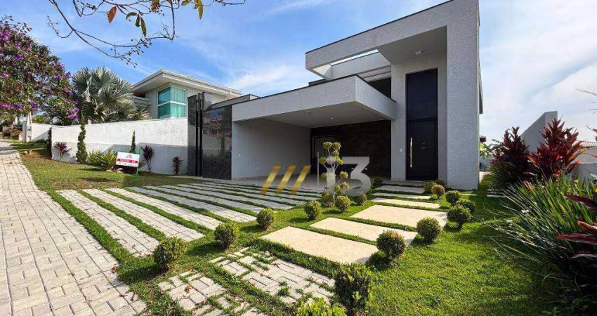 Casa com 3 dormitórios à venda, 220 m² por R$ 2.000.000,00 - Condomínio Shambala III - Atibaia/SP