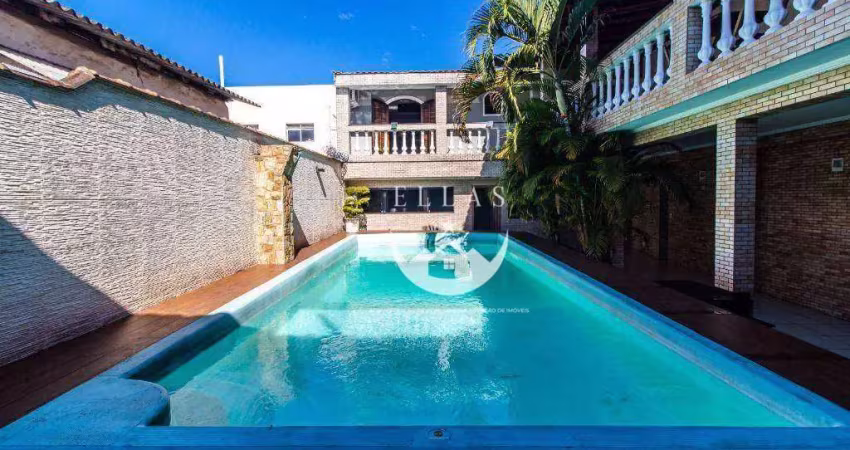 Sobrado com 2 dormitórios à venda, 250 m² por R$ 740.940,00 - Areia Branca - Santos/SP