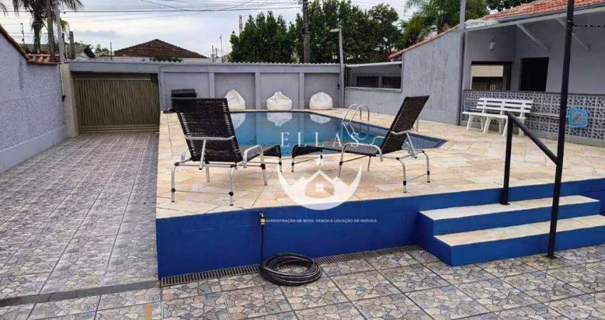 Casa à Venda – 180m² | Piscina | 50m da Praia | Solemar – Praia Grande/SP