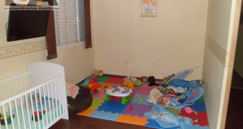 CASA COMERCIAL em Jardim Quaresmeira - Suzano, SP