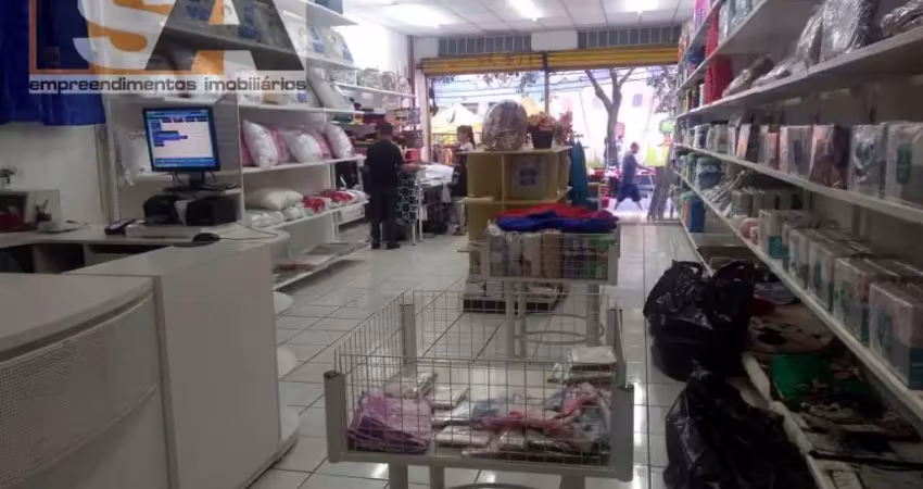 Ponto comercial à venda na Rua Oscar Ferreira dos Santos, 27, Centro, Itaquaquecetuba