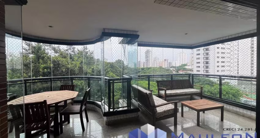 Apto com alto padrão de construção - renomada Construtora Porte.