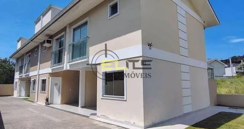 Sobrado de 3 dormitórios, semi-mobiliado em Forquilhas - São José