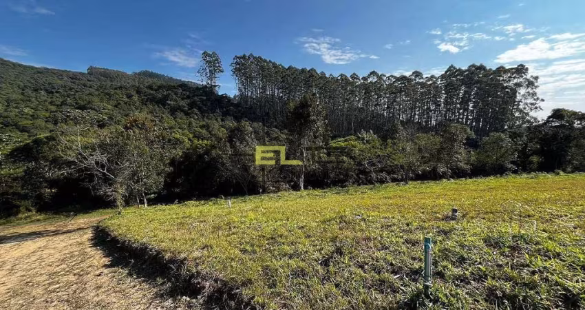 Terreno à venda, com 523,59m² de esquina no Pagará, em Santo Amaro da Imperatriz/SC