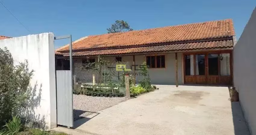 Casa à venda, de 2 dormitórios, varanda com churrasqueira na passagem do maciambu, em palhoça/sc