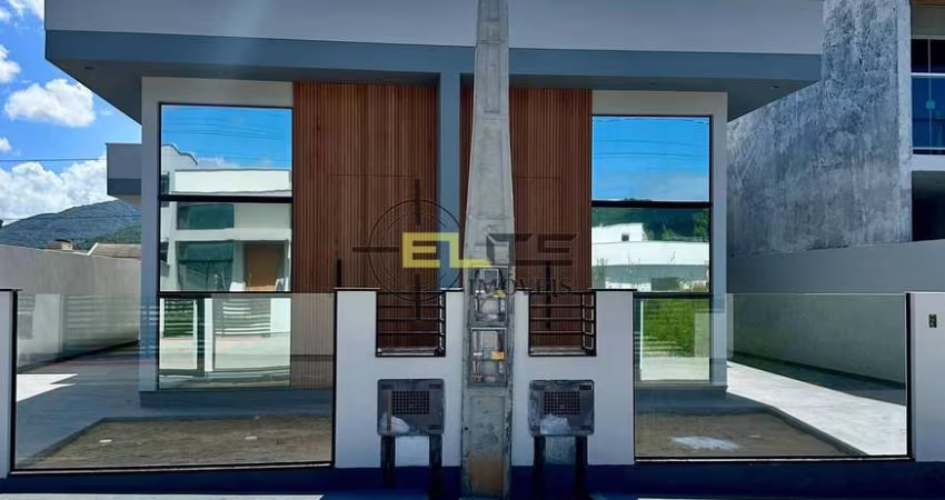 Casa geminada à venda com SUÍTE, Forquilhas, São José, SC