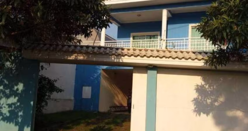 Casa com 3 suítes, sendo 1 máster à venda, 400 m² por R$ 1.600.000 - Jardim Bandeirantes - Sorocaba/SP