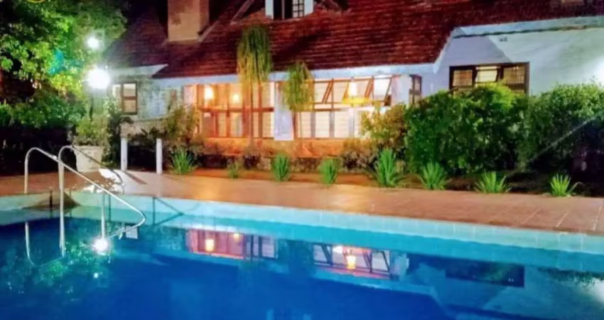 Chácara Comercial com 9 quartos sendo 5 suítes, 3648 m² - venda por R$ 2.250.000 ou aluguel por R$ 15.000/mês - Rio Verde - Araçoiaba da Serra/SP