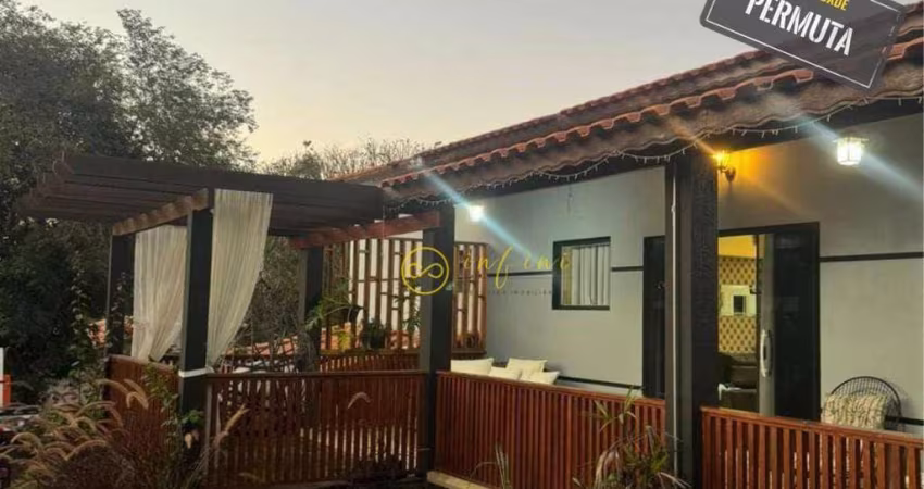 Chácara Mobiliada Residencial com 3 quartos, sendo 1 suíte  à venda, 1300 m² por R$ 650.000 - Condomínio das Flores - Capela do Alto/SP