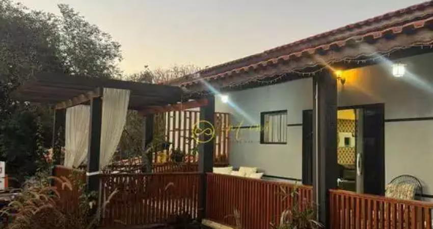 Chácara mobiliada residencial com 3 quartos, sendo 1 suíte  à venda, 1300 m² por r$ 650.000 - condomínio das flores - capela do alto/sp