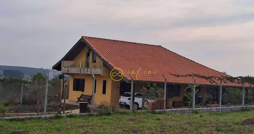 Chácara com 3 dormitórios à venda, 1000 m² por R$ 415.000,00 - Jardim Porto - Capela do Alto/SP