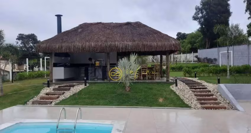 Chácara mobiliada com 4 quartos, sendo 1 suíte à venda, 1566 m² por R$ 1.795.000 - Residencial Vitassay - Vale do Sol - Boituva/SP