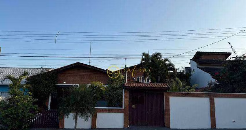Casa com 7 quartos sendo 4 suítes à venda por R$ 790.000 - Parque Balneário Oásis - Peruíbe/SP