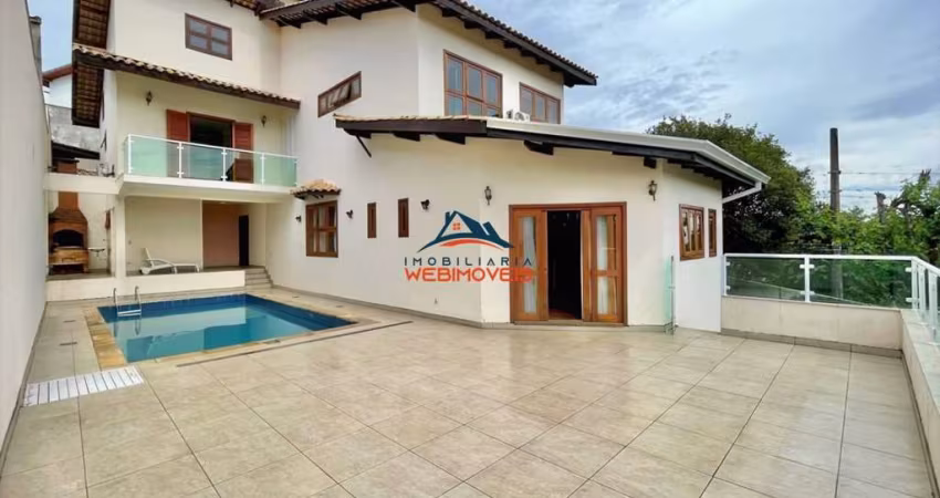 Casa em Condomínio de Luxo à Venda em Carapicuíba-SP - 4 quartos, 2 suítes, 3 salas, 5 banheiros, 8 vagas, 356m².