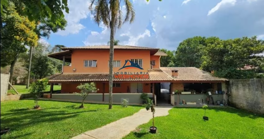 Venda de Casa em Condomínio de Luxo em Vargem Grande Paulista-SP, 3 Quartos, 2 Suítes, 2 Salas, 5 Banheiros, 6 Vagas.