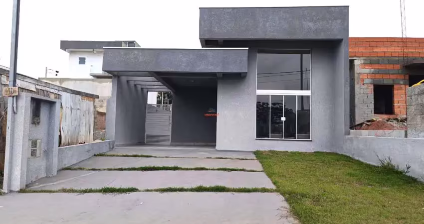 Excelente oportunidade! casa em condomínio à venda em cotia-sp, bairro pereiras, com 3 quartos, 1 suíte, 3 salas, 2 banheiros, 2 vagas de garagem e 100m².