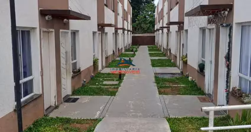 Casa em Condomínio à Venda em Cotia-SP, Bairro Água Espraiada: 2 quartos, 2 salas, 2 banheiros, 1 vaga de garagem, 49m².