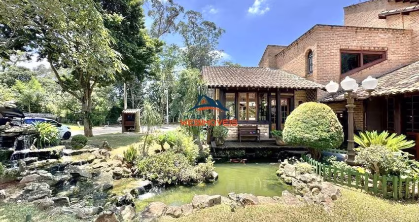 Casa de luxo em condomínio no Jardim do Golf I, Jandira-SP: 4 quartos, 4 suítes, 3 salas, 5 banheiros, 12 vagas, 300,34m².