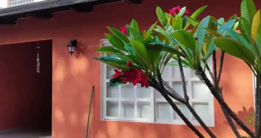 Casa com 3 quartos para alugar na Rua Marechal Floriano, casa 2, Parque Anhangüera, Goiânia