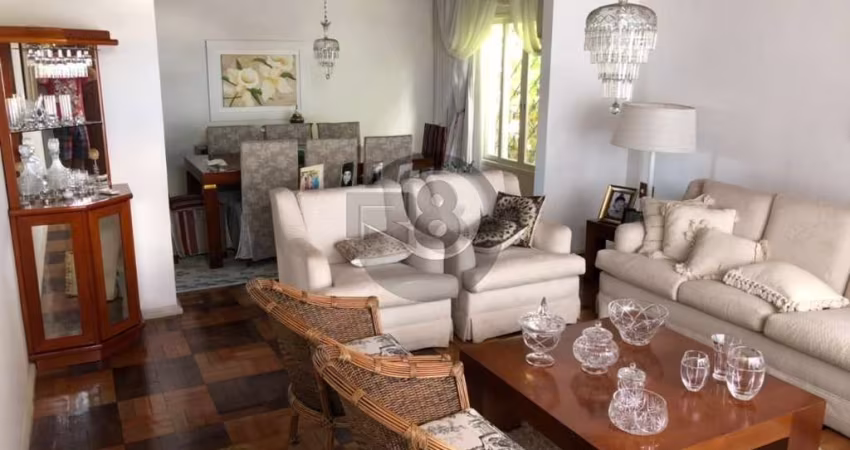 Casa 4 dormitórios 2 vagas Centro
