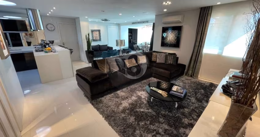 LINDO APARTAMENTO, REFORMADO, VISTA MAR