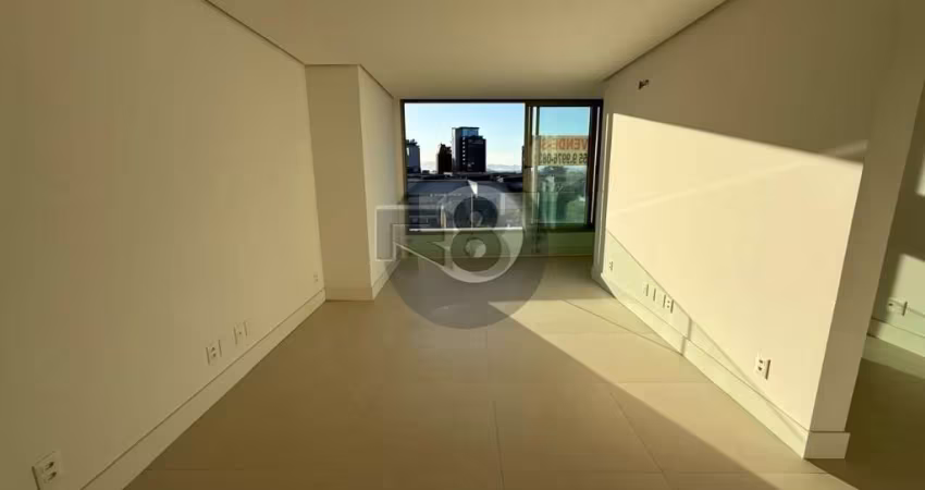 Apartamento novo na Agronômica