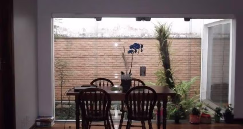 CASA TÉRREA JARDIM PRUDÊNCIA - 3 DORMITÓRIOS (1 SUÍTE) E 5 VAGAS DE GARAGEM