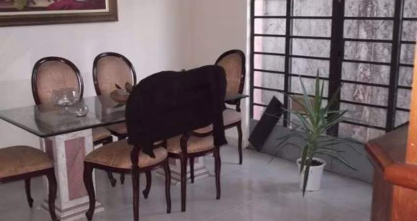 SOBRADO JABAQUARA COM 3 SUÍTES E PISCINA