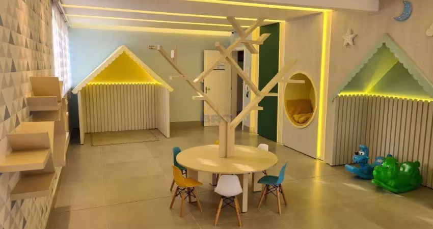 Casa à venda em Curitiba, Bairro Alto, com 3 suítes, com 285 m², Residencial Alto Boulevard