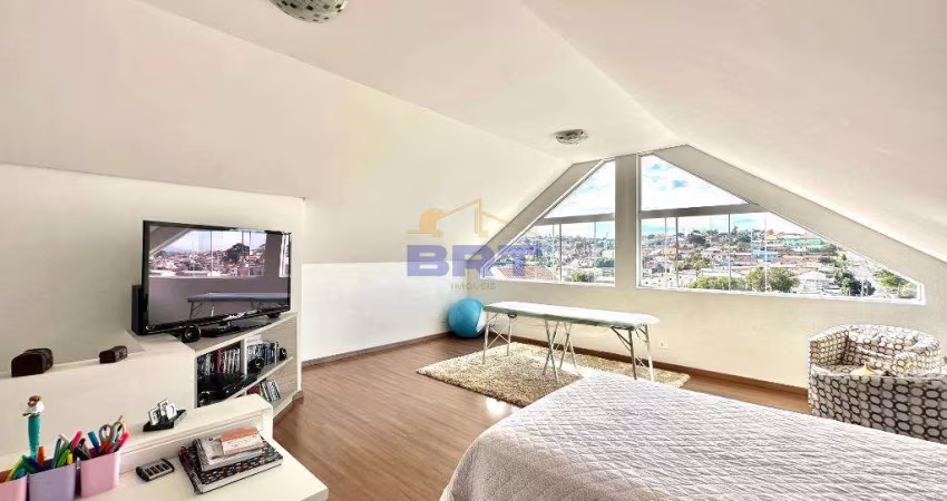 Sobrado à venda em Curitiba, Bairro Alto, com 3 quartos, com 148 m²