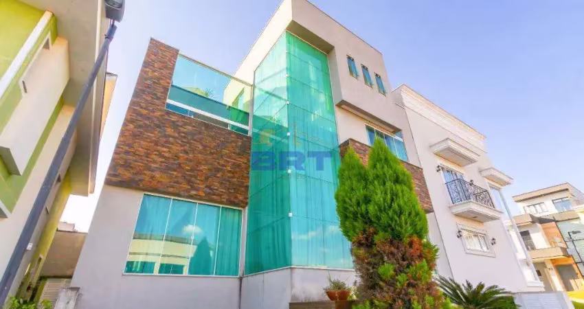 Casa à venda em Curitiba, Bairro Alto, com 03 quartos, com 318.23 m²
