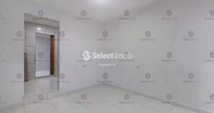 Casa com 2 quartos para alugar na Rua Peroba, --, Jardim Ipê, Mauá