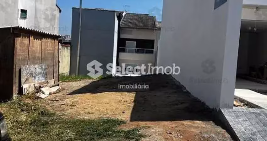 Terreno em condomínio fechado à venda na Rua Terezinha Pimenta Martins, --, Parque São Vicente, Mauá