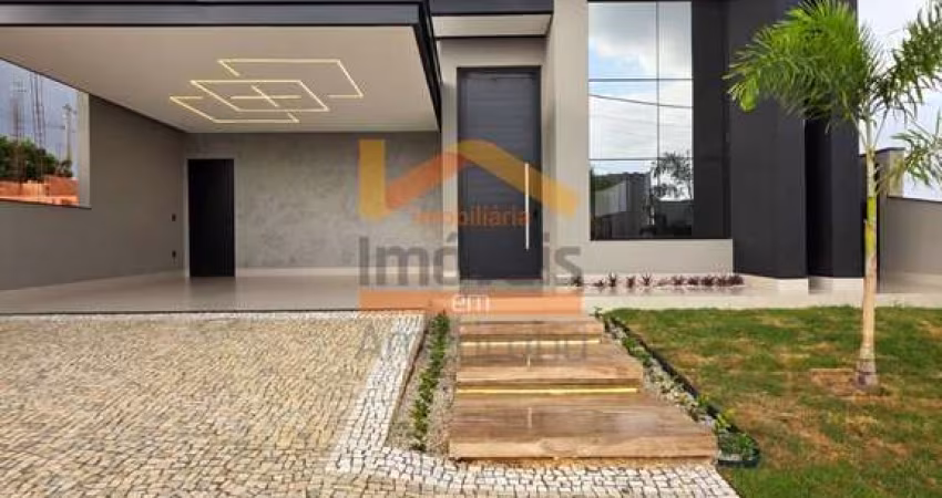 Casa em condomínio: 3 quartos, 2 suítes, 2 salas, 4 banheiros, 4 vagas de garagem em Nova Odessa-SP.