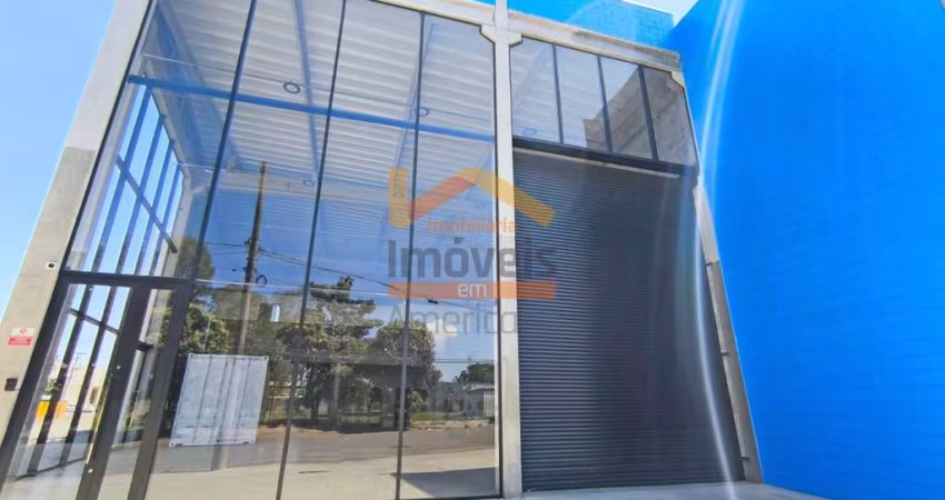 Salão Industrial em Americana-SP: 5 banheiros, 4 vagas de garagem, 421m² no Loteamento Industrial Nossa Senhora de Fátima.