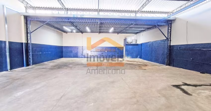 Salão Industrial de 410m² para locação no Jardim Luciane, Americana-SP: 3 salas, 3 banheiros e 2 vagas de garagem!