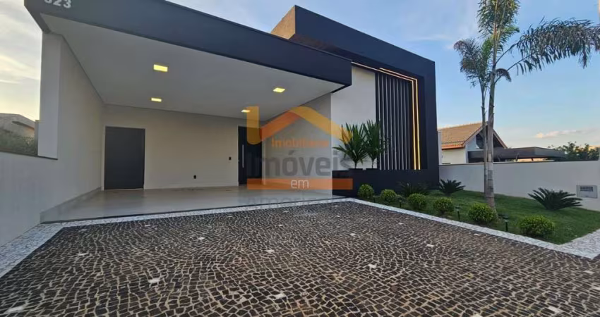 Imperdível: Casa de alto padrão com 3 suítes e 4 vagas no Jardim Firenze, Santa Bárbara D'oeste-SP