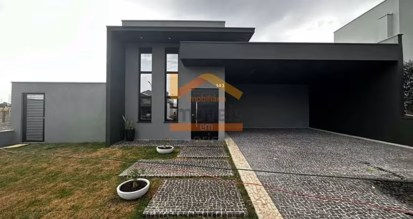 Casa de Alto Padrão em Condomínio no Bairro Fazenda Santa Lúcia, Americana-SP: 3 Quartos, 1 Suíte, 3 Banheiros, 4 Vagas e 160,25 m².