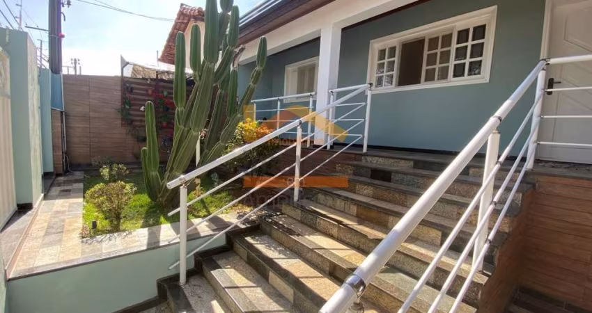 Imperdível oportunidade! Casa à venda em Americana-SP, na Vila Cordenonsi, com 3 quartos, 1 suíte, 3 banheiros, 2 vagas de garagem e 168m² de área
