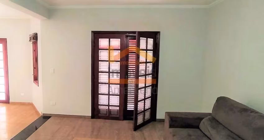 Chácara de Luxo à Venda em Americana-SP - 3 quartos, 1 suíte, 3 salas, 3 banheiros, 6 vagas de garagem - Imperdível!