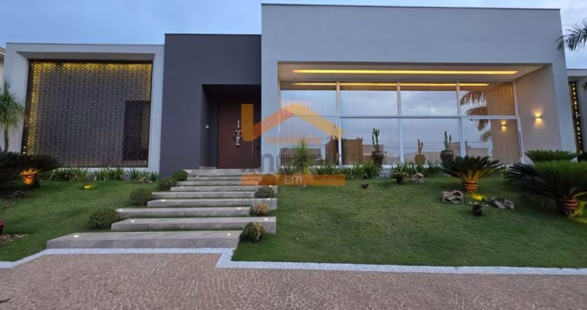Luxuosa casa em condomínio à venda em Americana-SP no bairro Loteamento Residencial Jardim Villagio: 4 quartos, 4 suítes, 3 salas, 6 banheiros, 4 vagas de garagem, 636,24 m² de área.