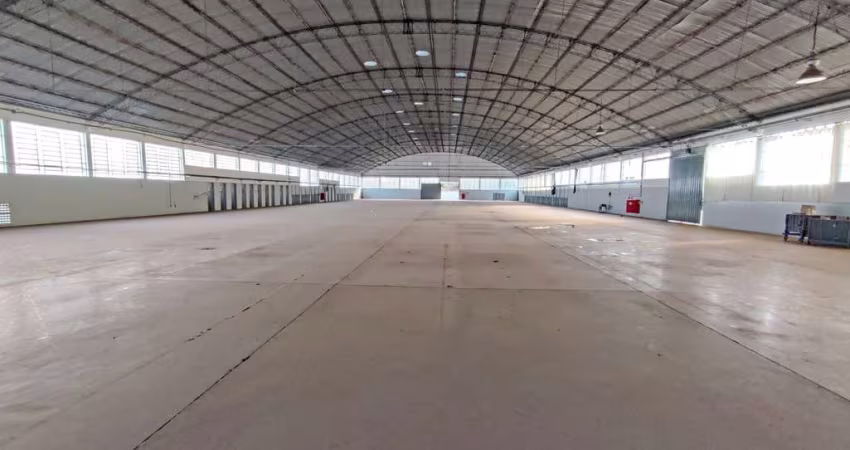 Salão industrial 2800m² de construção para locação no bairro Vila linópois em Santa barbara Doeste SP R$ 30.000,00